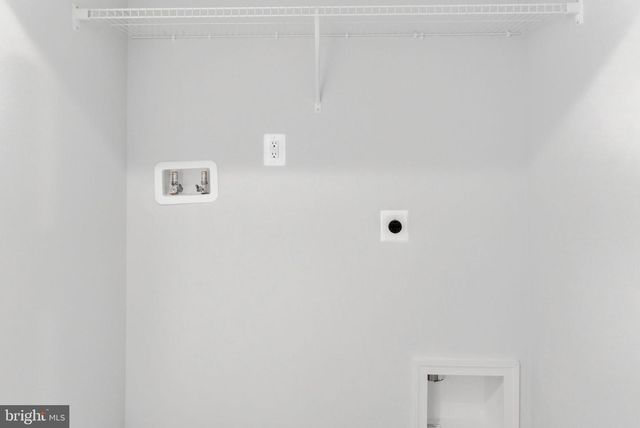 222 MONTEITH DR, Winchester, VA 22601