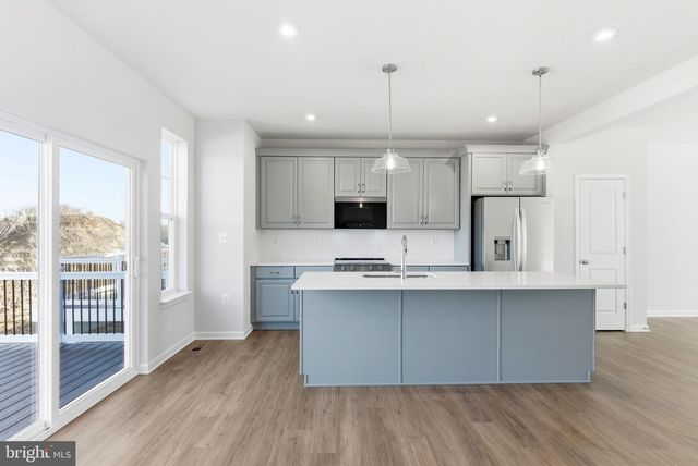 222 MONTEITH DR, Winchester, VA 22601