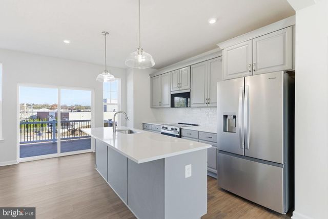 222 MONTEITH DR, Winchester, VA 22601