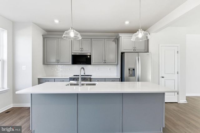 222 MONTEITH DR, Winchester, VA 22601