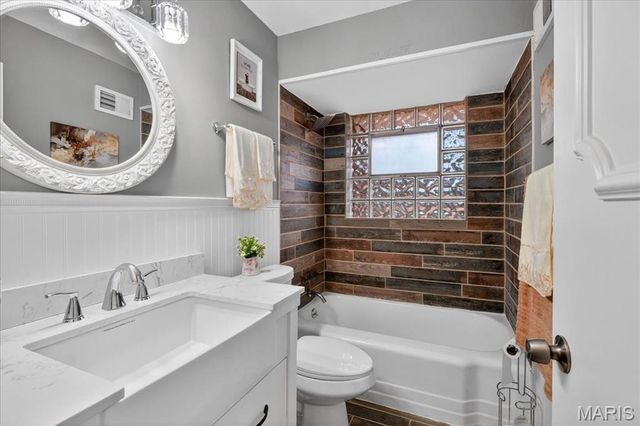 1331 Norchester Drive, Moline Acres, MO 63137