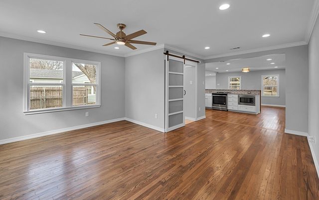 3213 S 3rd Street, Waco, TX 76706