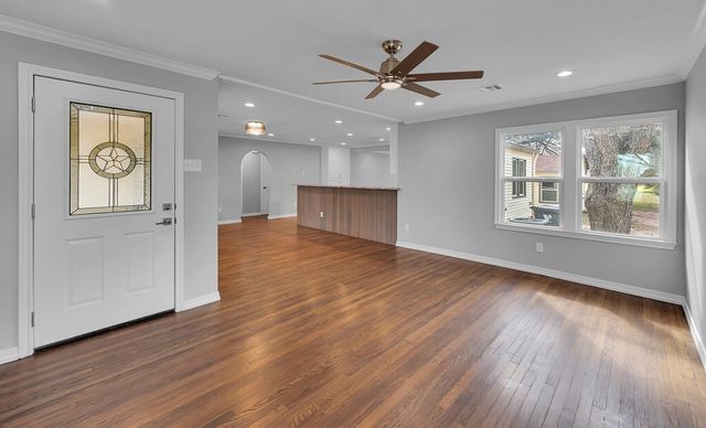 3213 S 3rd Street, Waco, TX 76706