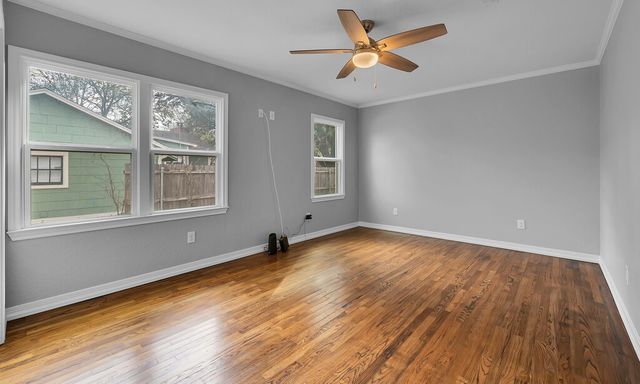 3213 S 3rd Street, Waco, TX 76706