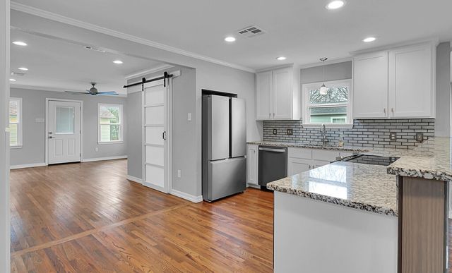 3213 S 3rd Street, Waco, TX 76706