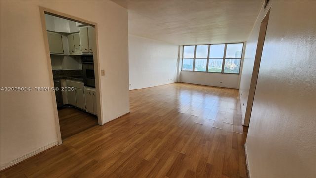 7441 Wayne Ave 8O, Miami Beach, FL 33141