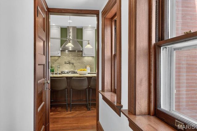 5095 Westminster Place, St Louis, MO 63108