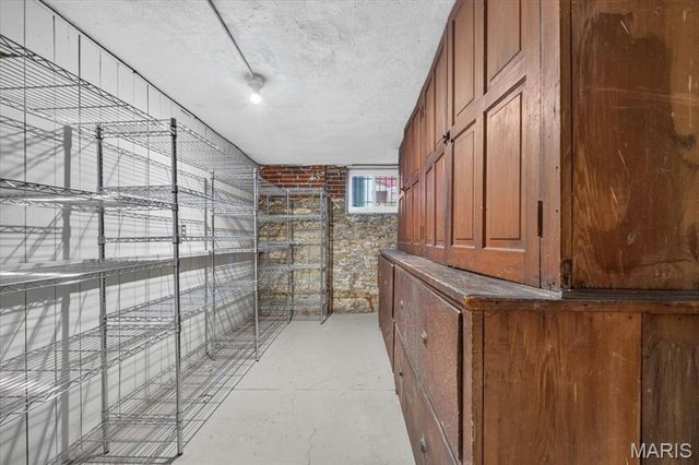 5095 Westminster Place, St Louis, MO 63108