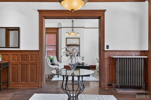 5095 Westminster Place, St Louis, MO 63108