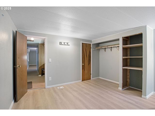 4900 ROYAL Ave 56, Eugene, OR 97402