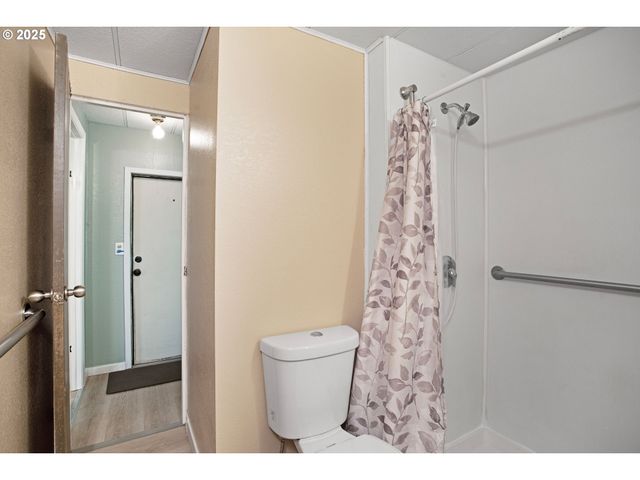 4900 ROYAL Ave 56, Eugene, OR 97402