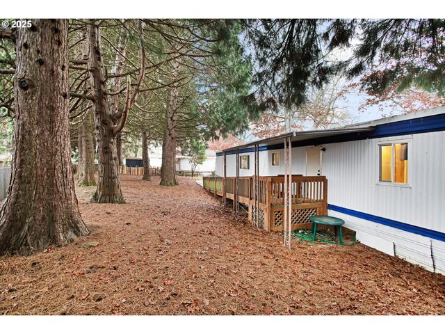 4900 ROYAL Ave 56, Eugene, OR 97402