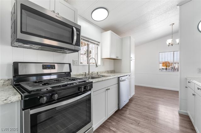 2576 Athena Drive, Las Vegas, NV 89156