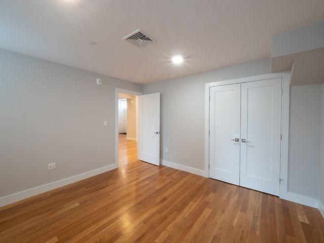 78 Gibbs Street B, Brookline, MA 02446