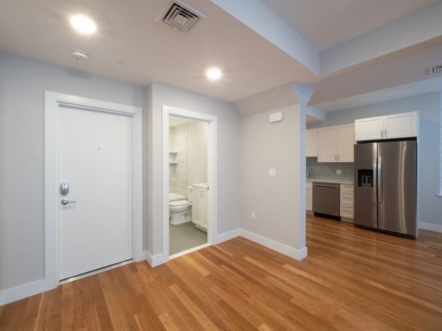 78 Gibbs Street B, Brookline, MA 02446