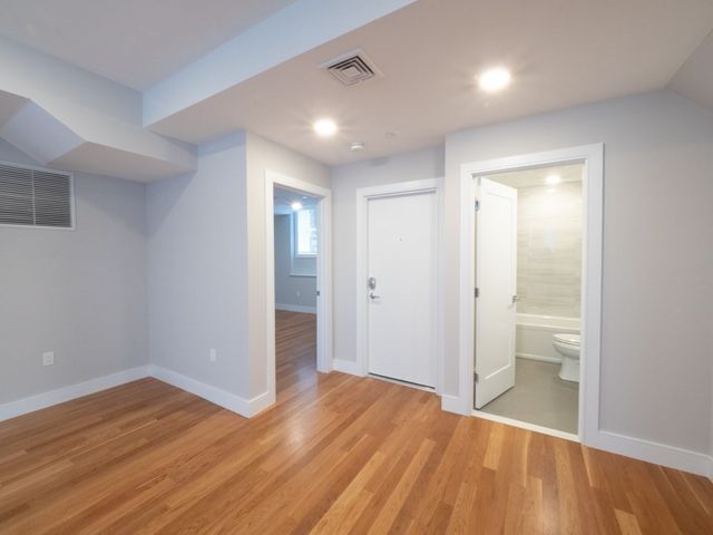 78 Gibbs Street B, Brookline, MA 02446