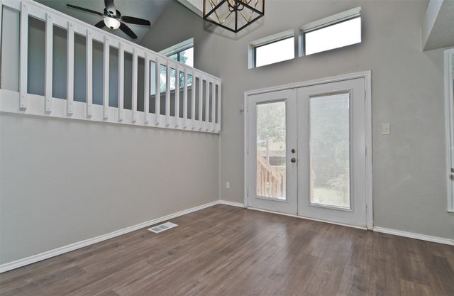4300 Hidden Creek Drive, Arlington, TX 76016