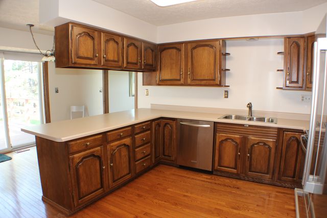 8 Apache Court, Eldridge, IA 52748