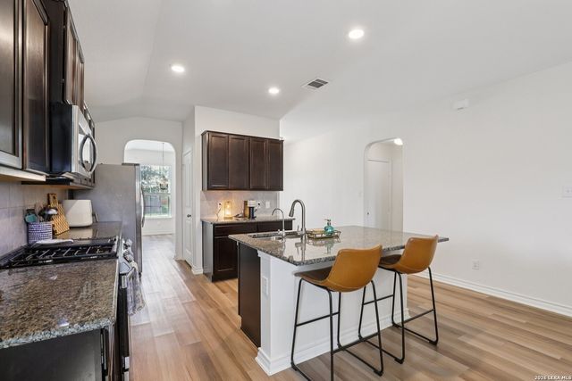 13411 WHISPER XING, San Antonio, TX 78252