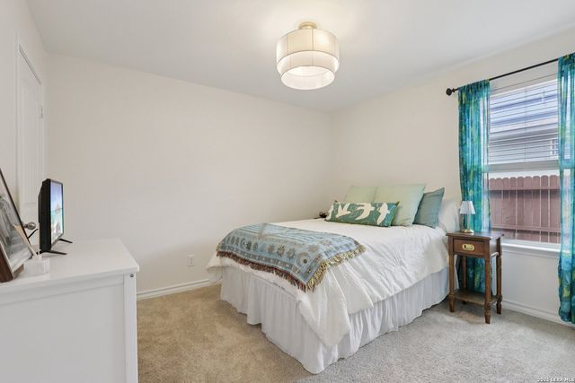 13411 WHISPER XING, San Antonio, TX 78252