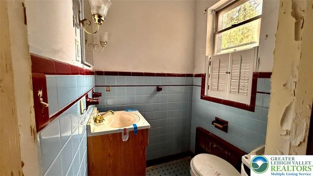 1303 East 6th Street, Bethlehem City, PA 18015