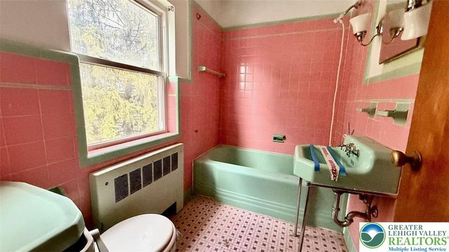 1303 East 6th Street, Bethlehem City, PA 18015