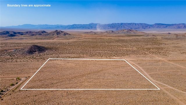 017 N Garrett Drive, Kingman, AZ 86401