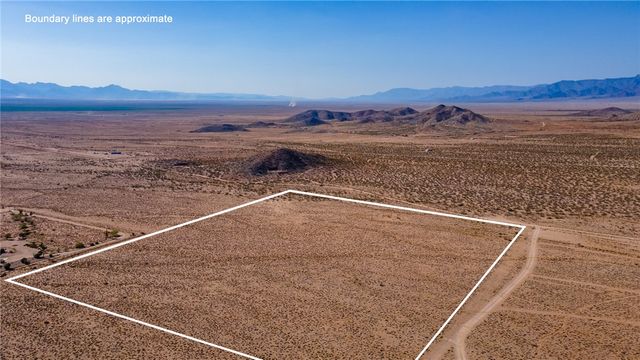 017 N Garrett Drive, Kingman, AZ 86401