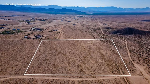 017 N Garrett Drive, Kingman, AZ 86401