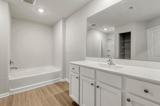 8202 Vanilla Orchid Drive, Houston, TX 77016