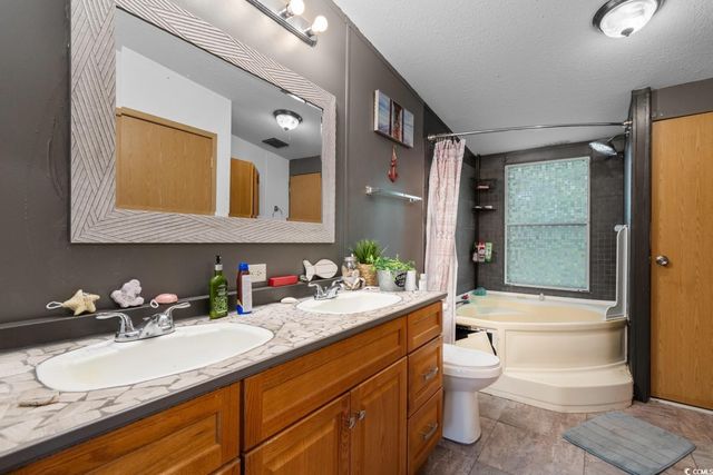 1038 Palm Dr., Conway, SC 29526