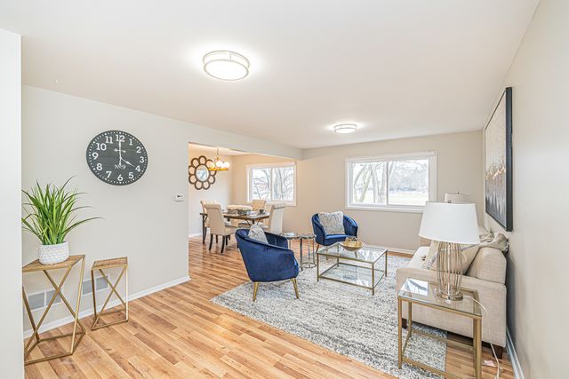 432 Skokie Boulevard, Wilmette, IL 60091