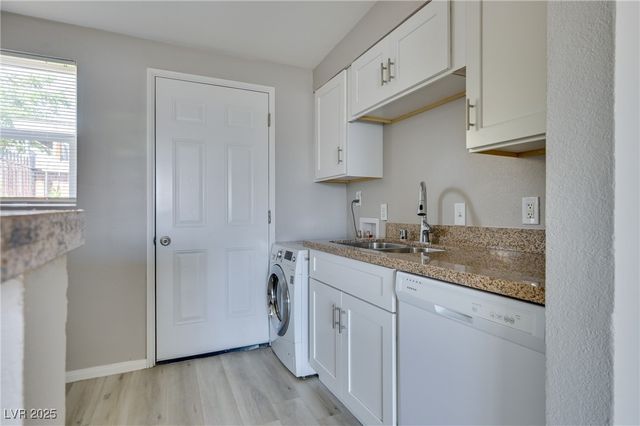 1301 East Ogden Avenue A, Las Vegas, NV 89101