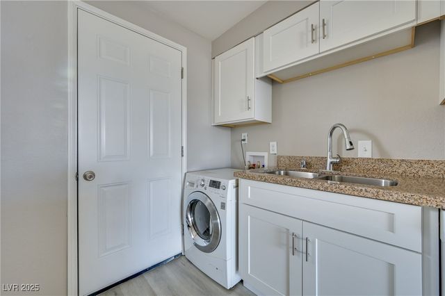 1301 East Ogden Avenue A, Las Vegas, NV 89101