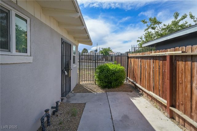 1301 East Ogden Avenue A, Las Vegas, NV 89101