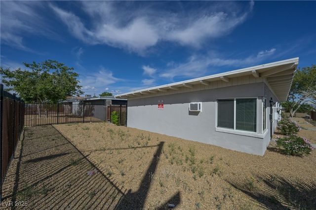 1301 East Ogden Avenue A, Las Vegas, NV 89101