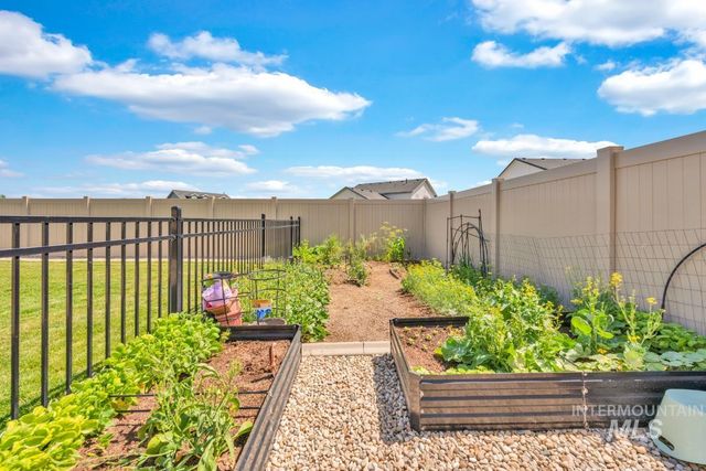 20430 Pitkin Way, Caldwell, ID 83605