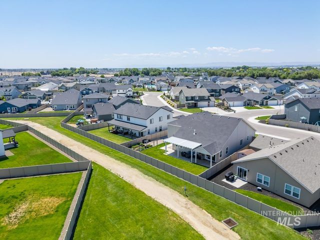 20430 Pitkin Way, Caldwell, ID 83605