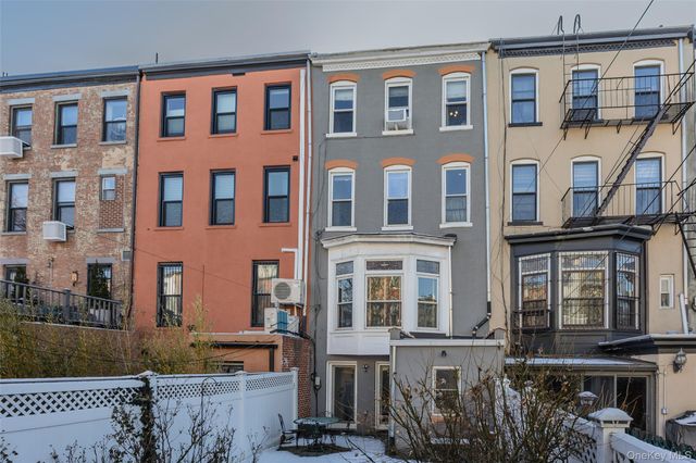 675 Putnam Avenue, Brooklyn, NY 11221