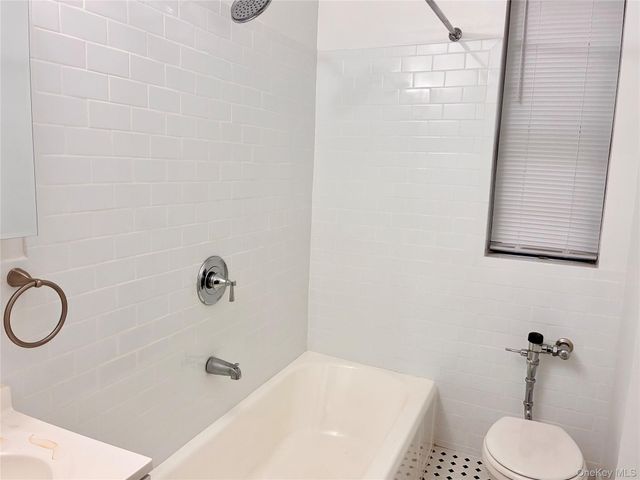 2685 Creston Avenue 1B, Bronx, NY 10468