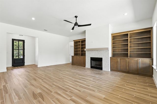 4996 Veal Station Road, Weatherford, TX 76085