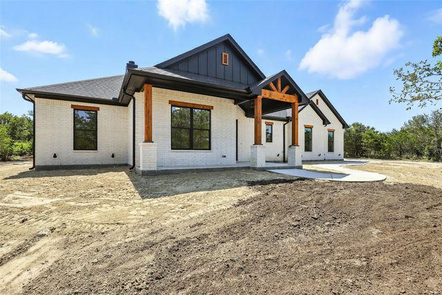 4996 Veal Station Road, Weatherford, TX 76085