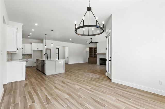 4996 Veal Station Road, Weatherford, TX 76085