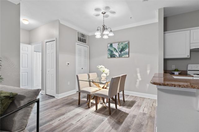 130 SOUTHERN PECAN CIRCLE 103, Winter Garden, FL 34787