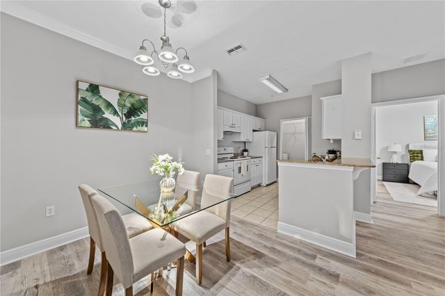 130 SOUTHERN PECAN CIRCLE 103, Winter Garden, FL 34787