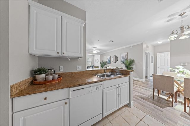 130 SOUTHERN PECAN CIRCLE 103, Winter Garden, FL 34787