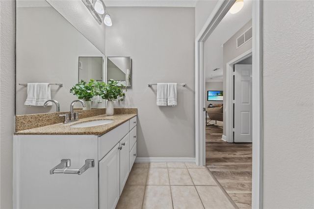 130 SOUTHERN PECAN CIRCLE 103, Winter Garden, FL 34787