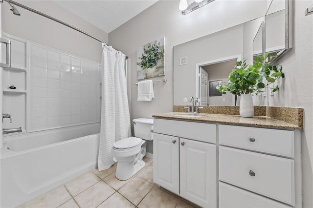 130 SOUTHERN PECAN CIRCLE 103, Winter Garden, FL 34787