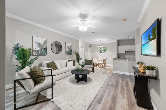 130 SOUTHERN PECAN CIRCLE 103, Winter Garden, FL 34787
