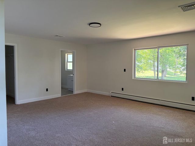 120 Coddington Avenue, Franklin Twsp, NJ 08873